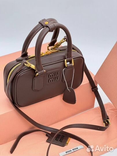 Сумка из кожи Miu Miu коричневая