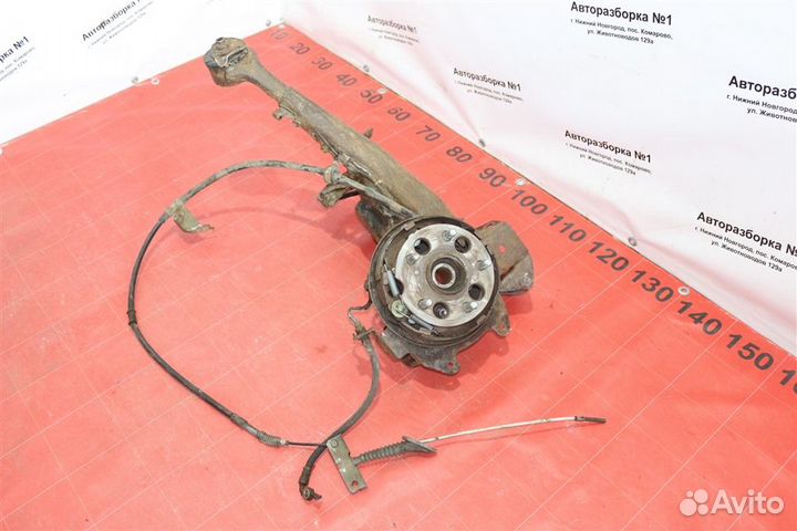 Кулак поворотный задний правый Toyota Rav4 20