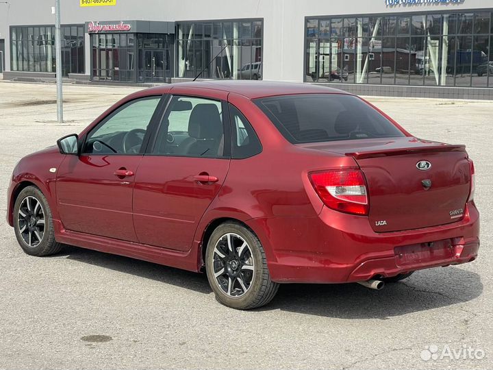 LADA Granta 1.6 МТ, 2017, 105 122 км