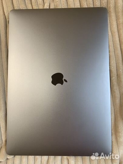 Крышка с неисправной матрицей MacBook Pro 16 A2141