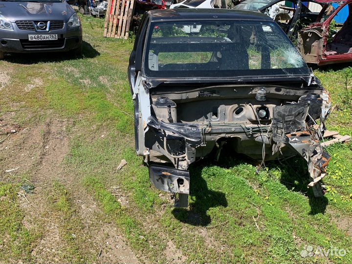 Кузов по частям renault logan 1