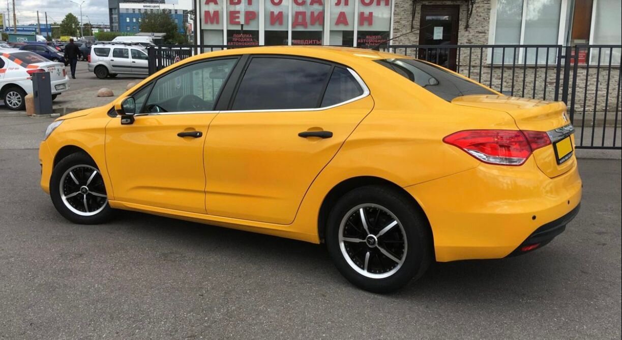 Citroen C4: фото владельца