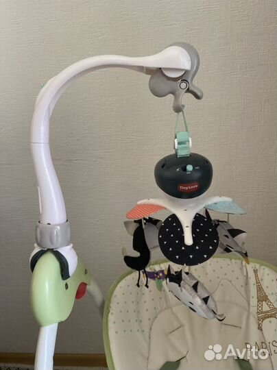 Музыкальный мобиль на кроватку