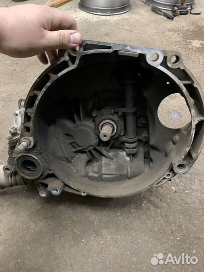 Коробка передачи кпп Калина 1 кулисная с дефектом