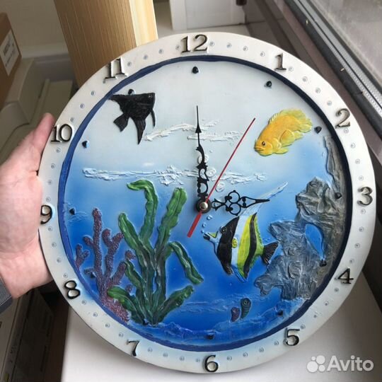 Часы в морском стиле