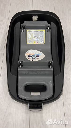 Автолюлька maxi cosi + база + адаптеры
