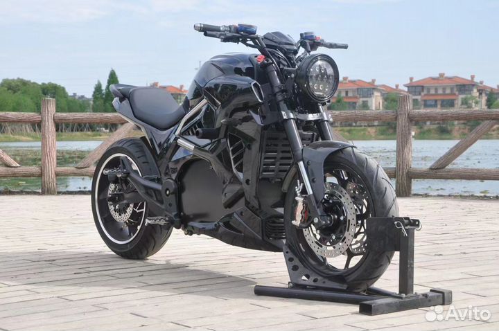 Электро мотоцикл Ducati Diavel