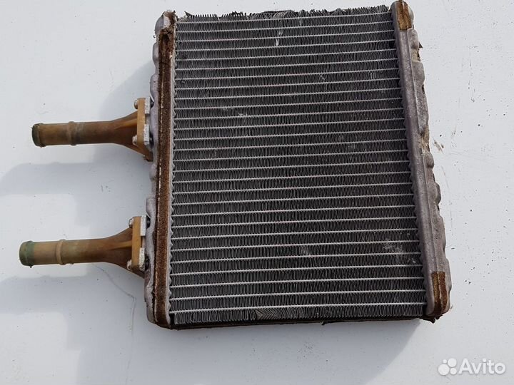Радиатор печки Ниссан Примьера Р12