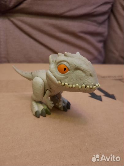 Цепляющиеся динозавры Snap Squad в ассортименте