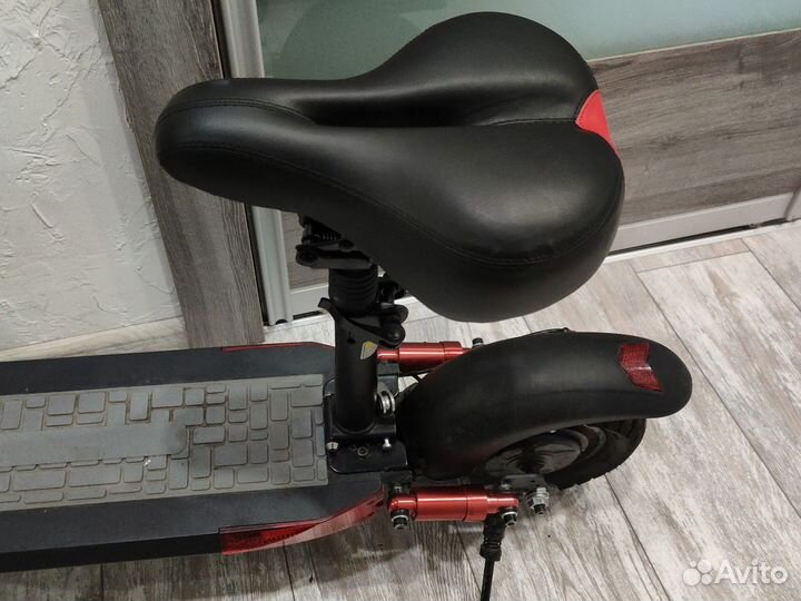 Самокат взрослый электрический бу