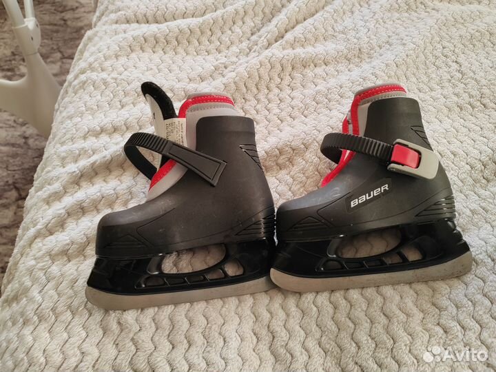 Коньки хоккейные детские