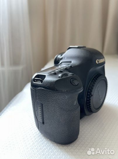 Зеркальный фотоаппарат canon 5 d mark 3