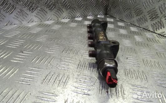 Топливная рампа дизельная ford focus 2 (6DN24BB01)