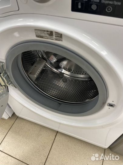 Стиральная машина Hotpoint Ariston