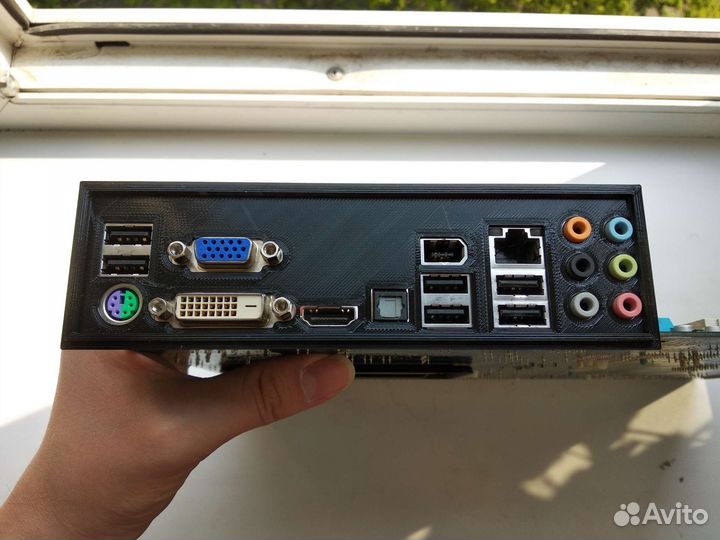 Индивидуальные заглушки для материнских плат