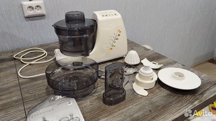 Кухонный комбайн Sanyo эда кп1581е