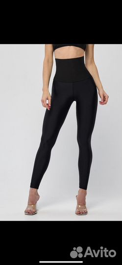 Лосины с завышенной талией и утягивающим силуэтом