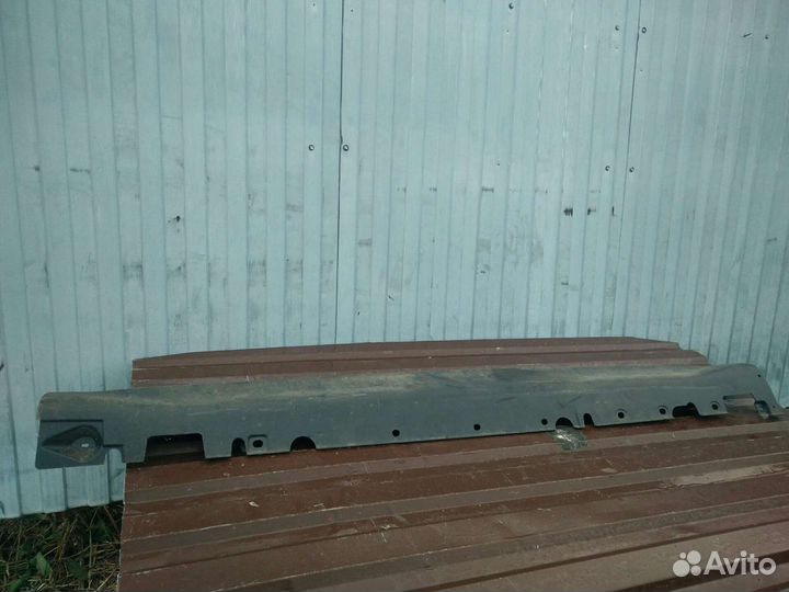 BMW x5 е70 порог левый