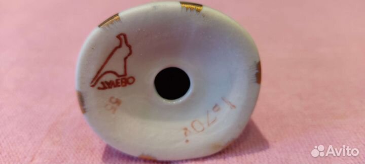 Статуэтка фарфор. Матрëшка, невеста