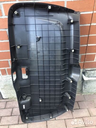 Облицовка двери багажника CRV 84431-swa-0030-50