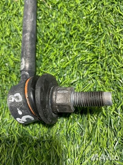 Стойка стабилизатора передняя Mercedes-Benz