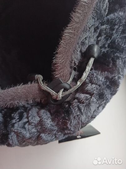 Берет женский зимний экомех 