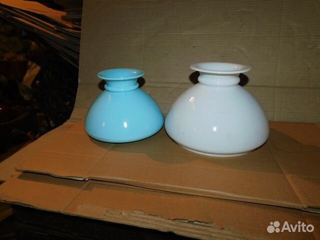 2 стеклянных плафона к старинным керосиновым ламп