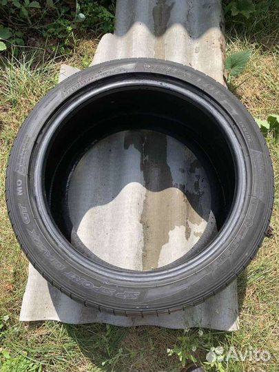 Dunlop Sport Rover GTX 255/40 R18 и 285/35 R18 97W