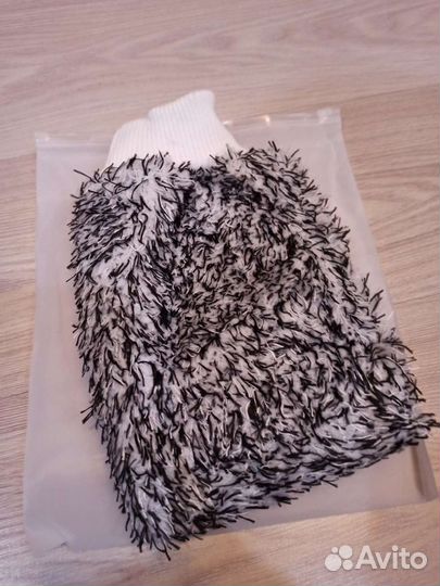 Мягкая перчатка для профессиональной мойки авто