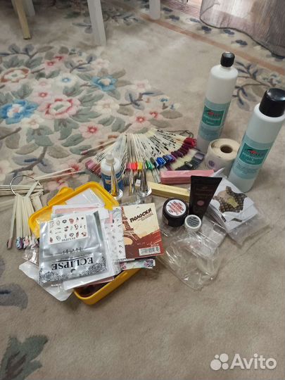 Набор гель лаков баз и гелей для маникюра