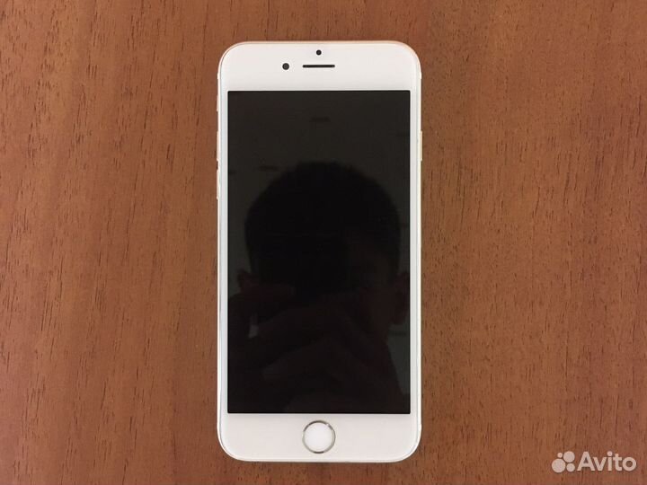 Телефон iPhone 6