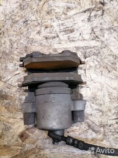 Суппорт передний левый Volkswagen Polo 5 6R