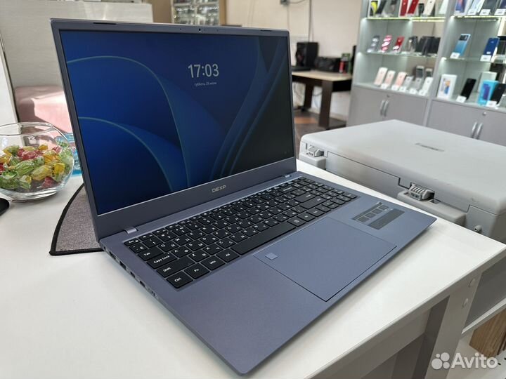Ноутбук Dexp Atlas M15 I3W300