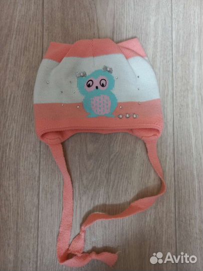 Комбинезон и 2 шапки для девочки до года бесплатно