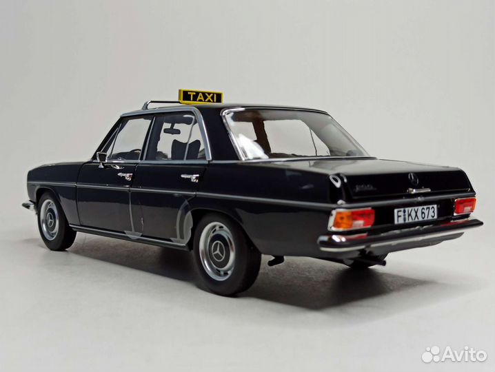 Mercedes 200 Taxi W114/W115 1968 Norev 1:18