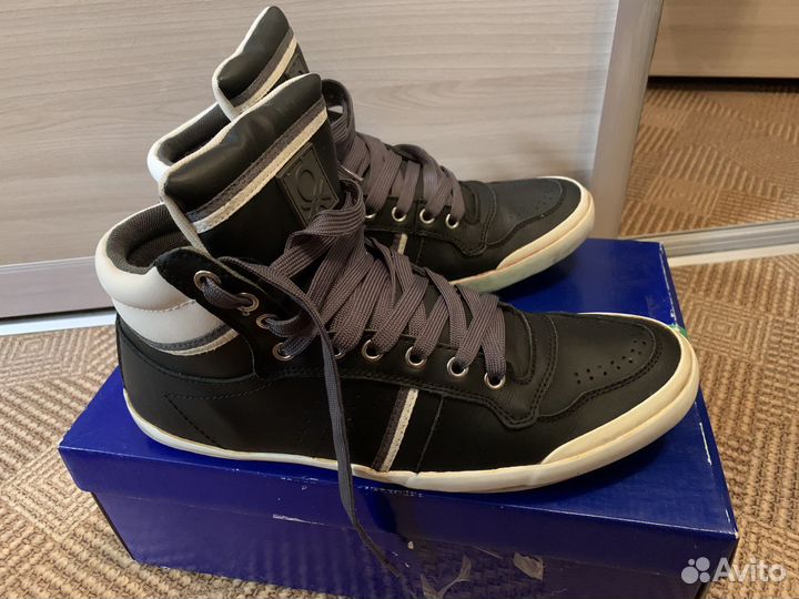 Кроссовки benetton