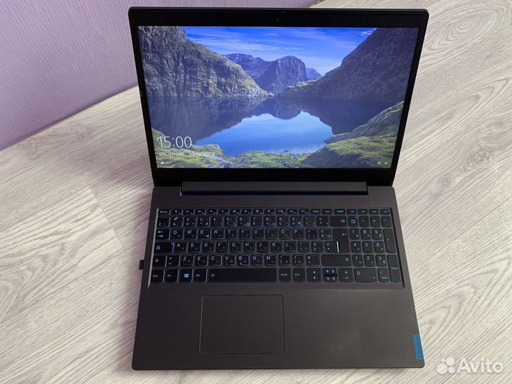 Ноутбук lenovo