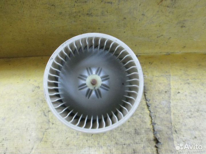 Мотор печки Toyota Sienta NCP81G