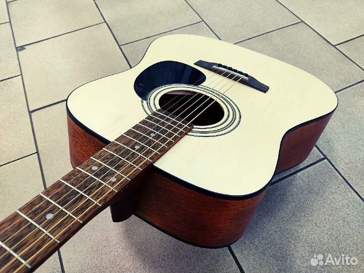 Акустическая гитара Cort
