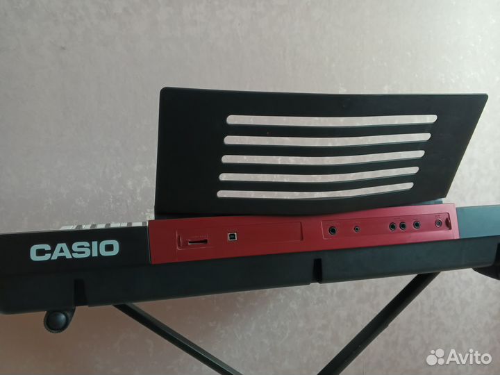 Синтезатор Casio