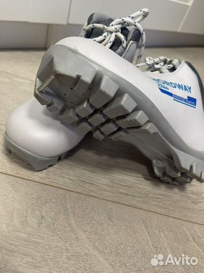 Лыжные ботинки детские 33