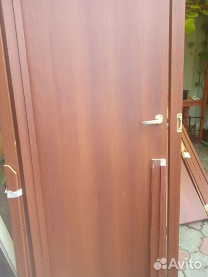 Продам двери