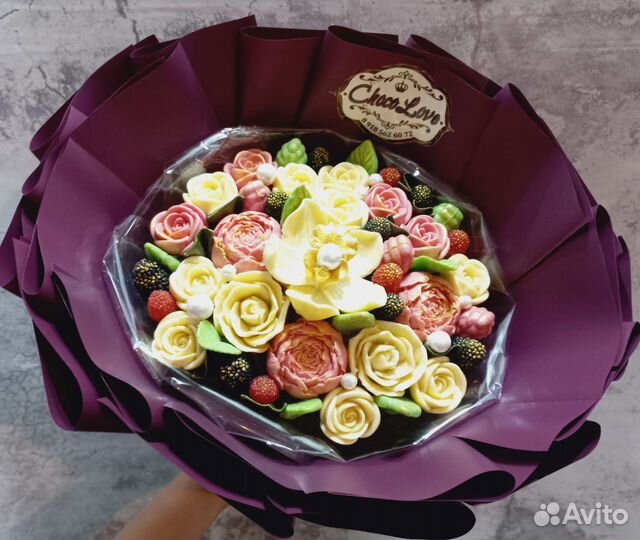 Сладкие букеты из шоколада