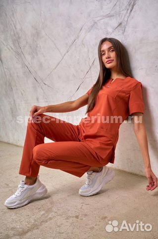 Медицинский костюм