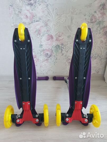 Самокат трехколесный