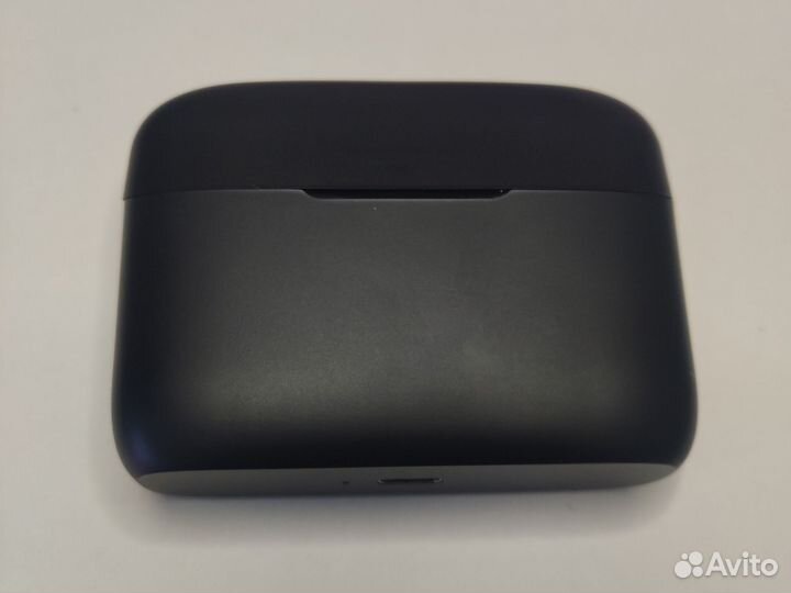 Беспроводной петличный микрофон (петличка)