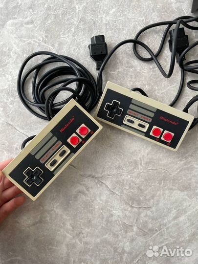 Nintendo entertainment system (NES)