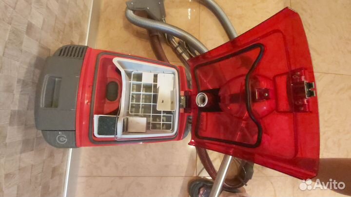 Моющий пылесос Thomas smarty