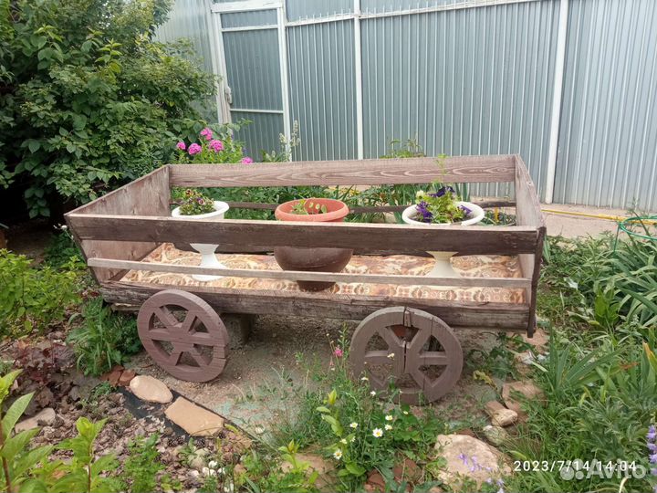 Декоративная телега