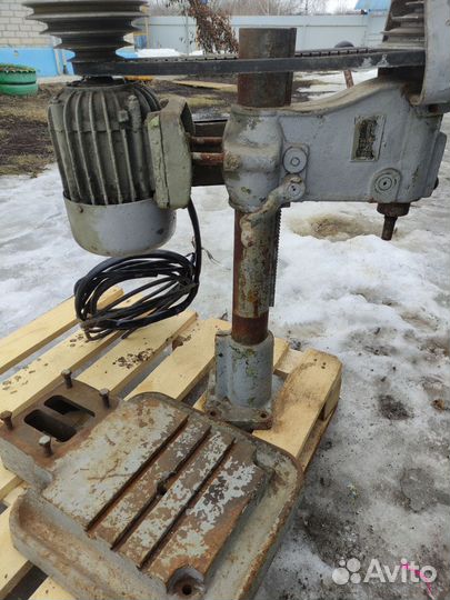 Сверлильный станок komunaras